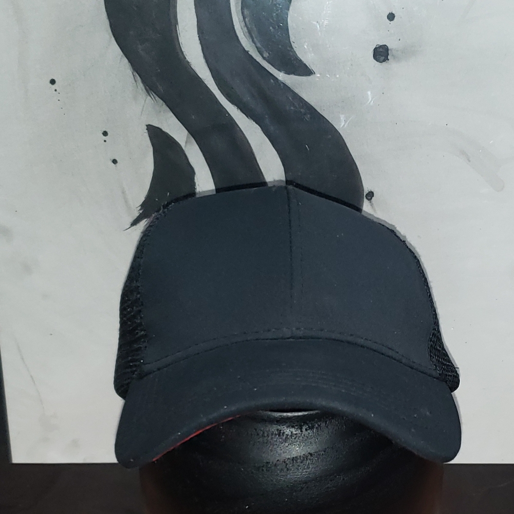ALDO Sleek Black Mesh Cap